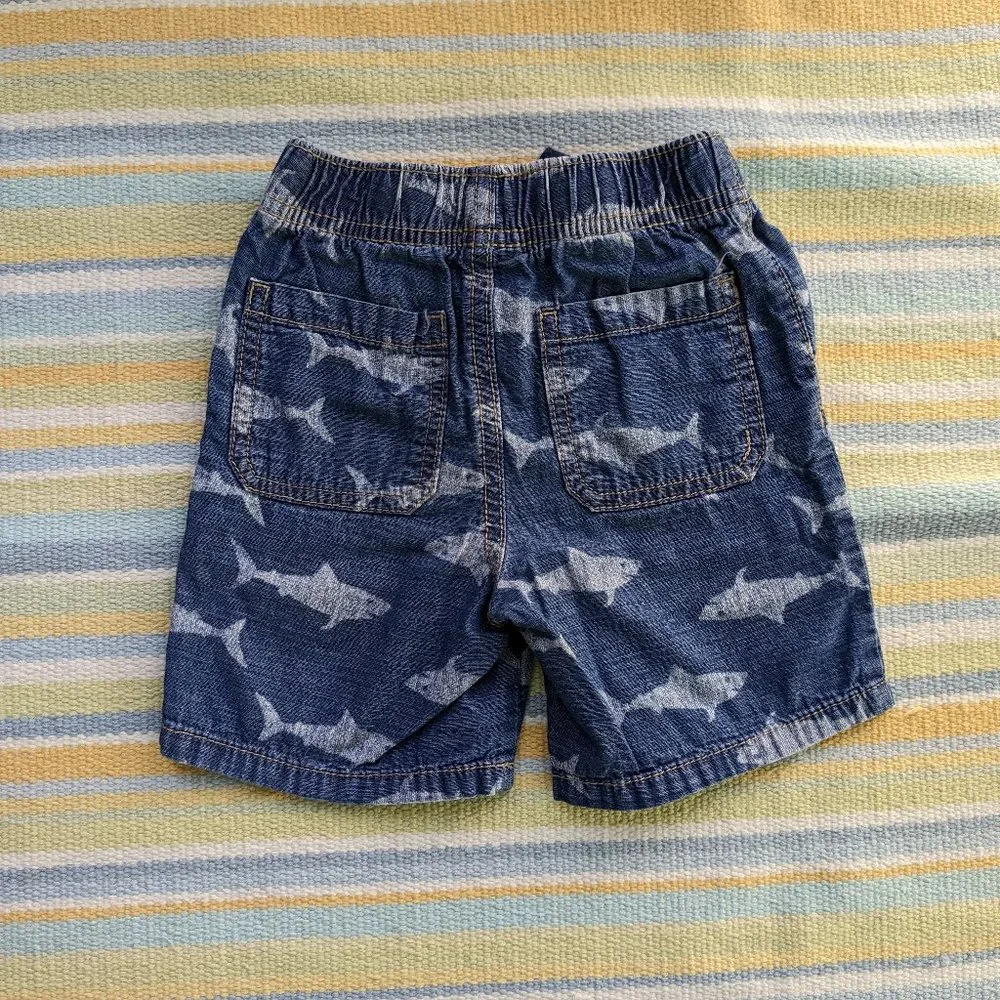 🛍️ BUNDLE ONLY |  Toddler Gymboree shark print jean pull on shorts 18-24m